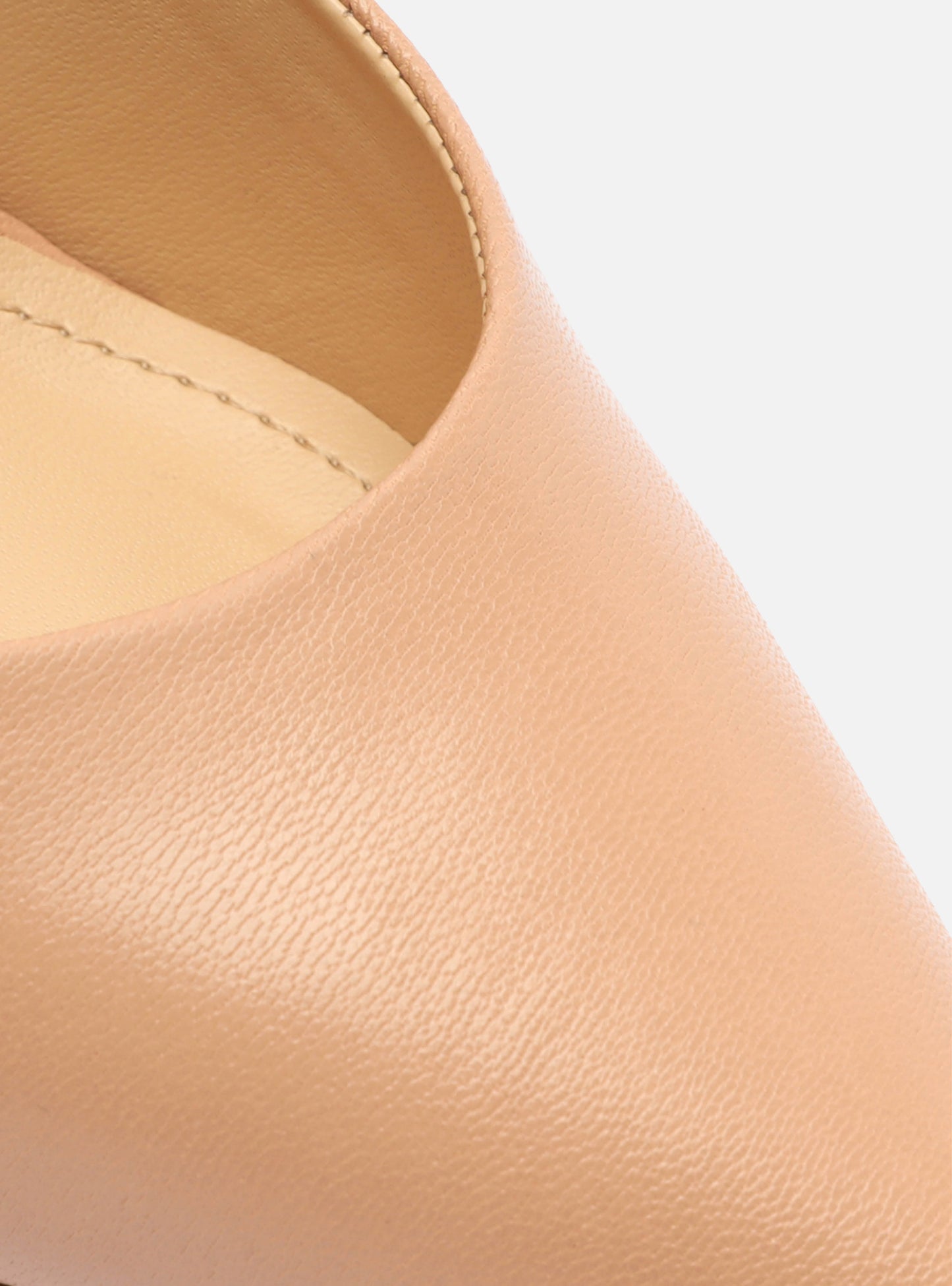 Gabriella High Block Pump Pump RESORT 23