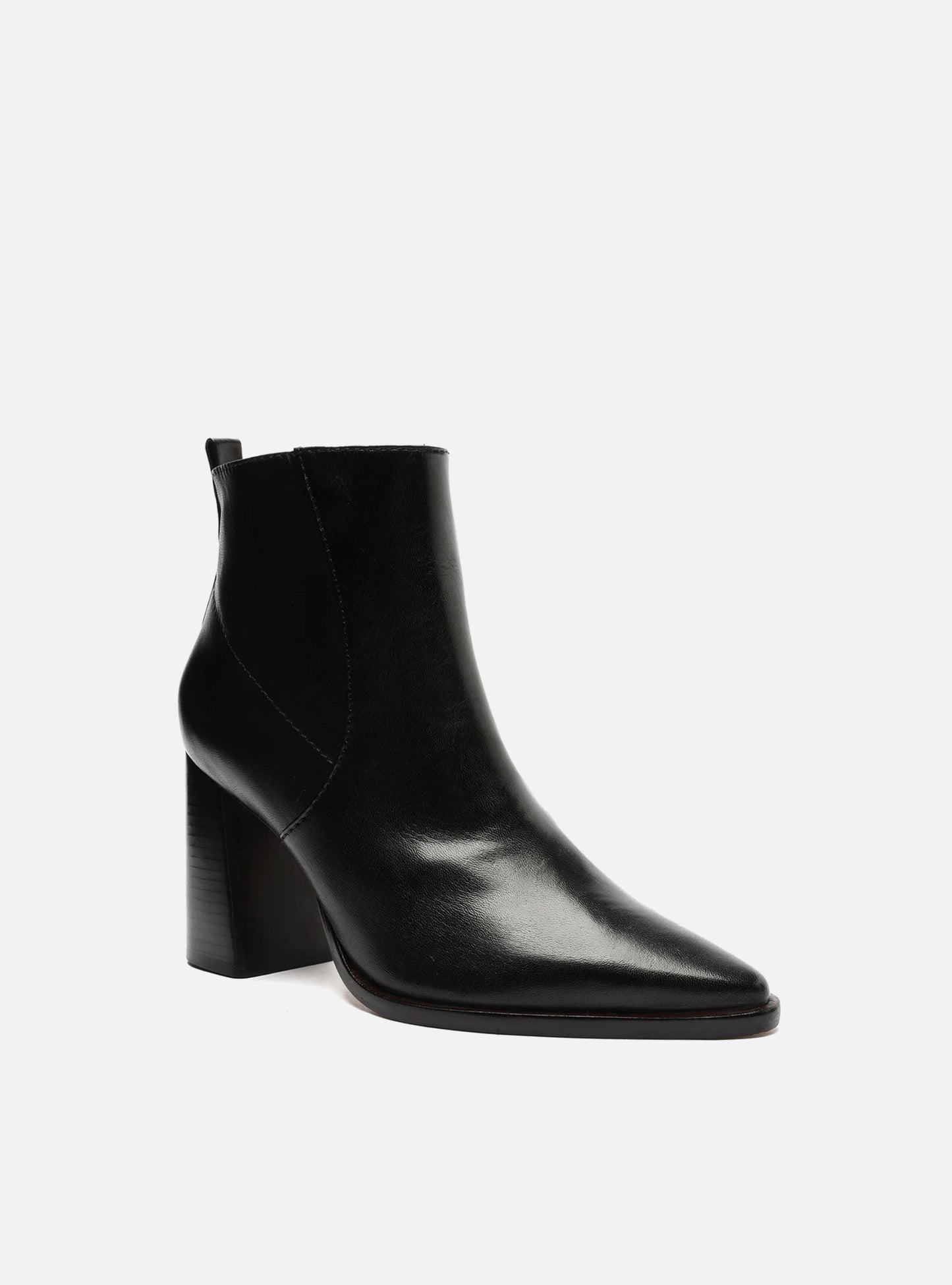 Lecce Leather Bootie