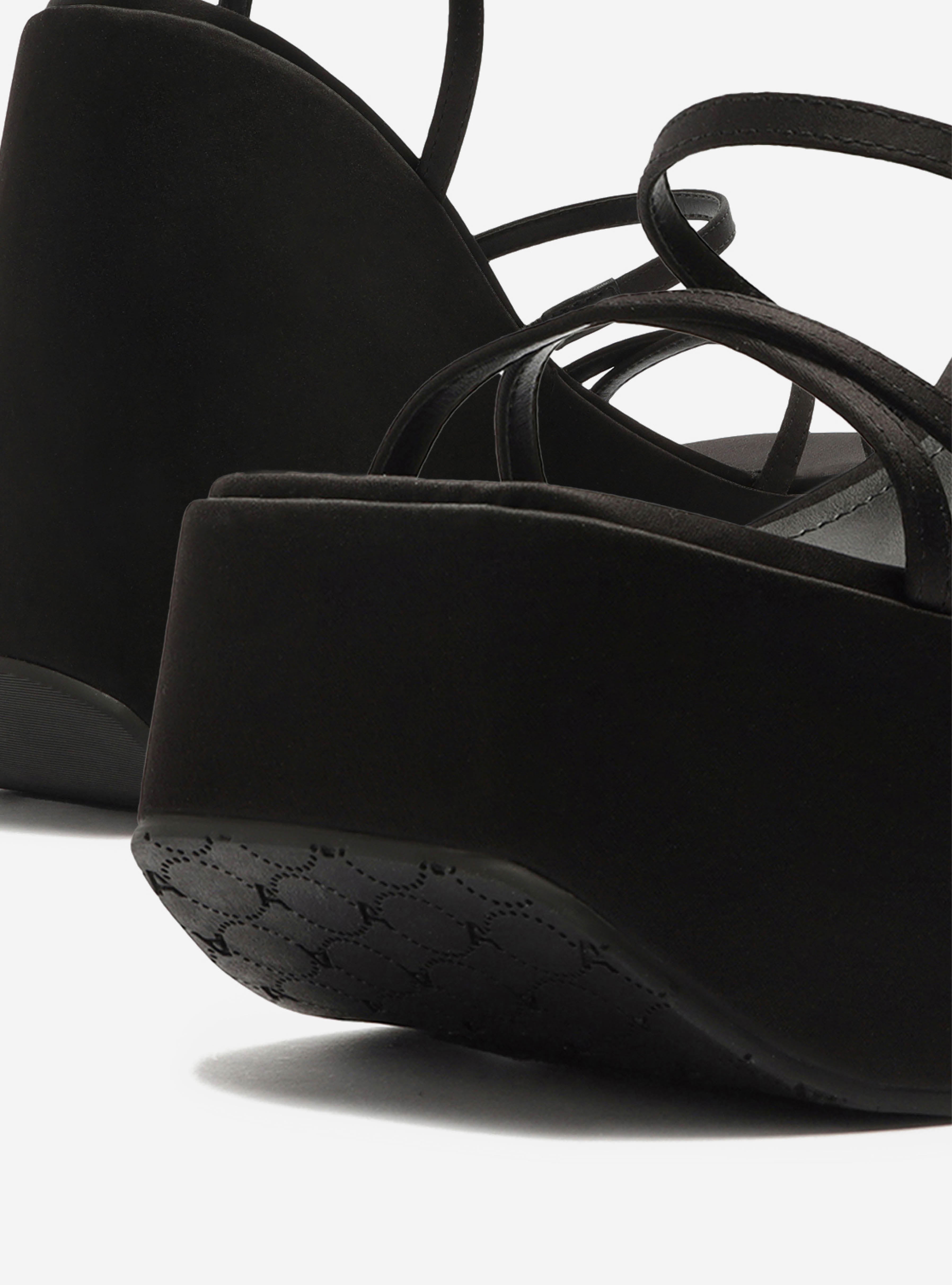 Daphne Platform Sandal Sandals RESORT 23