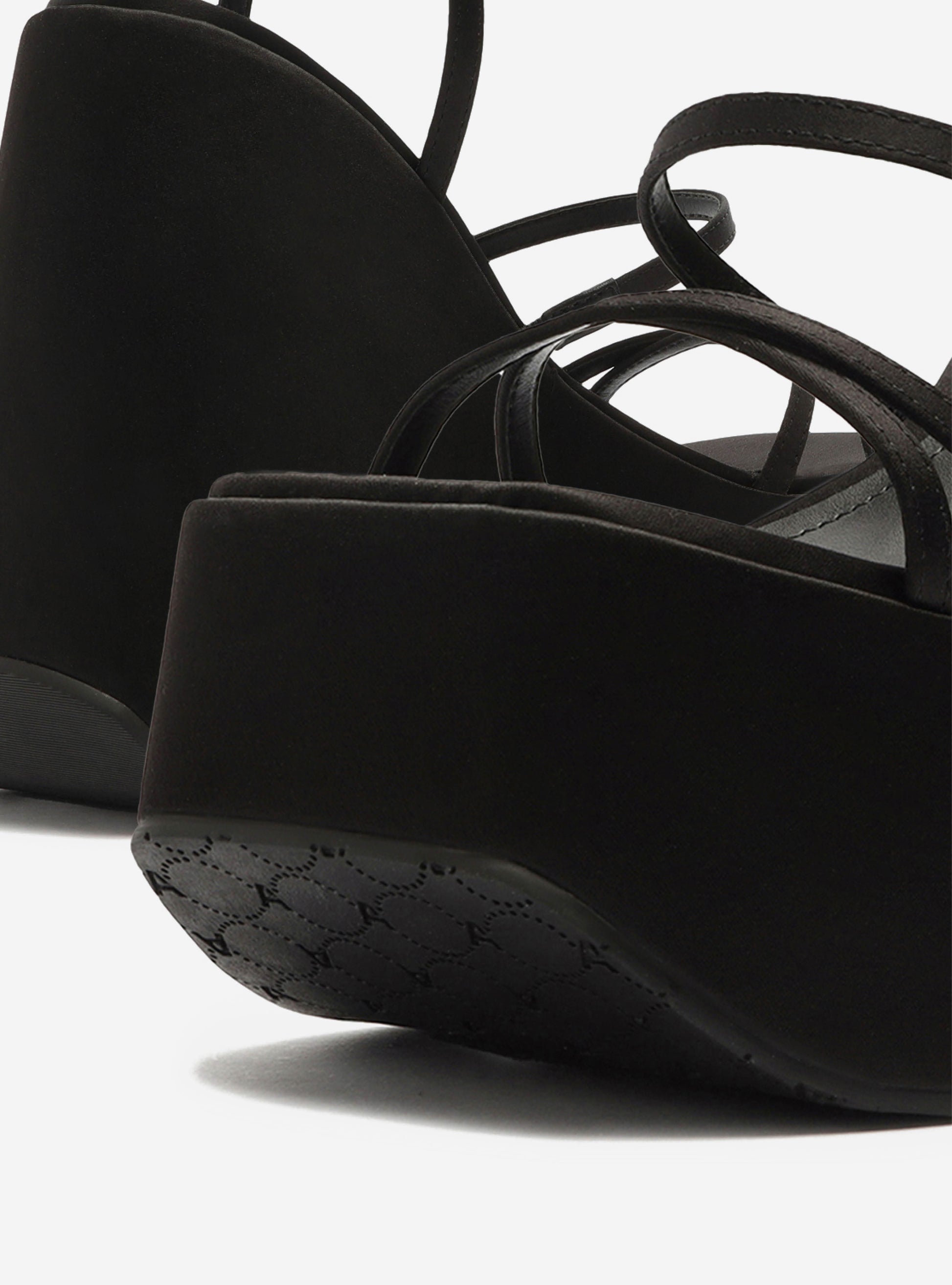 Daphne Platform Sandal Sandals RESORT 23