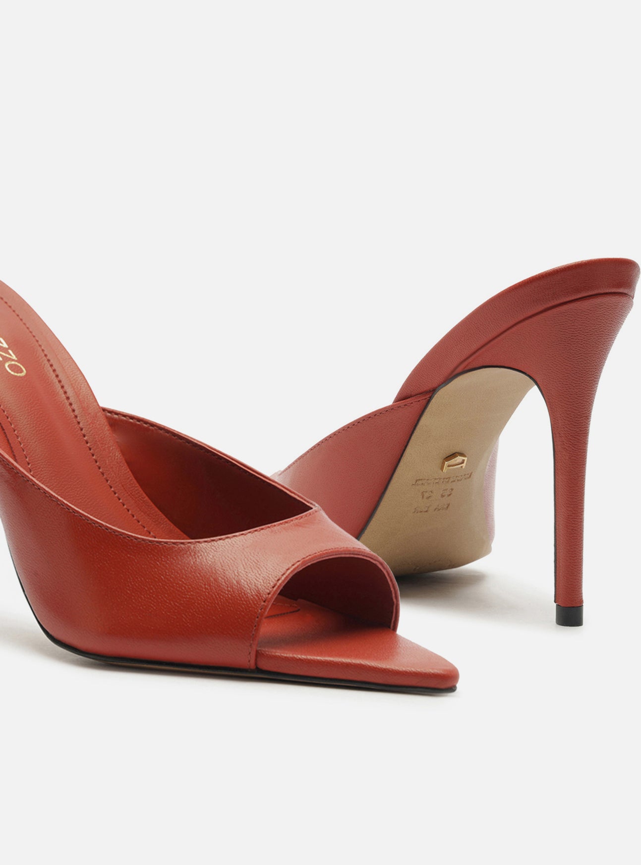 Roberta Leather Mule Sandals S/25