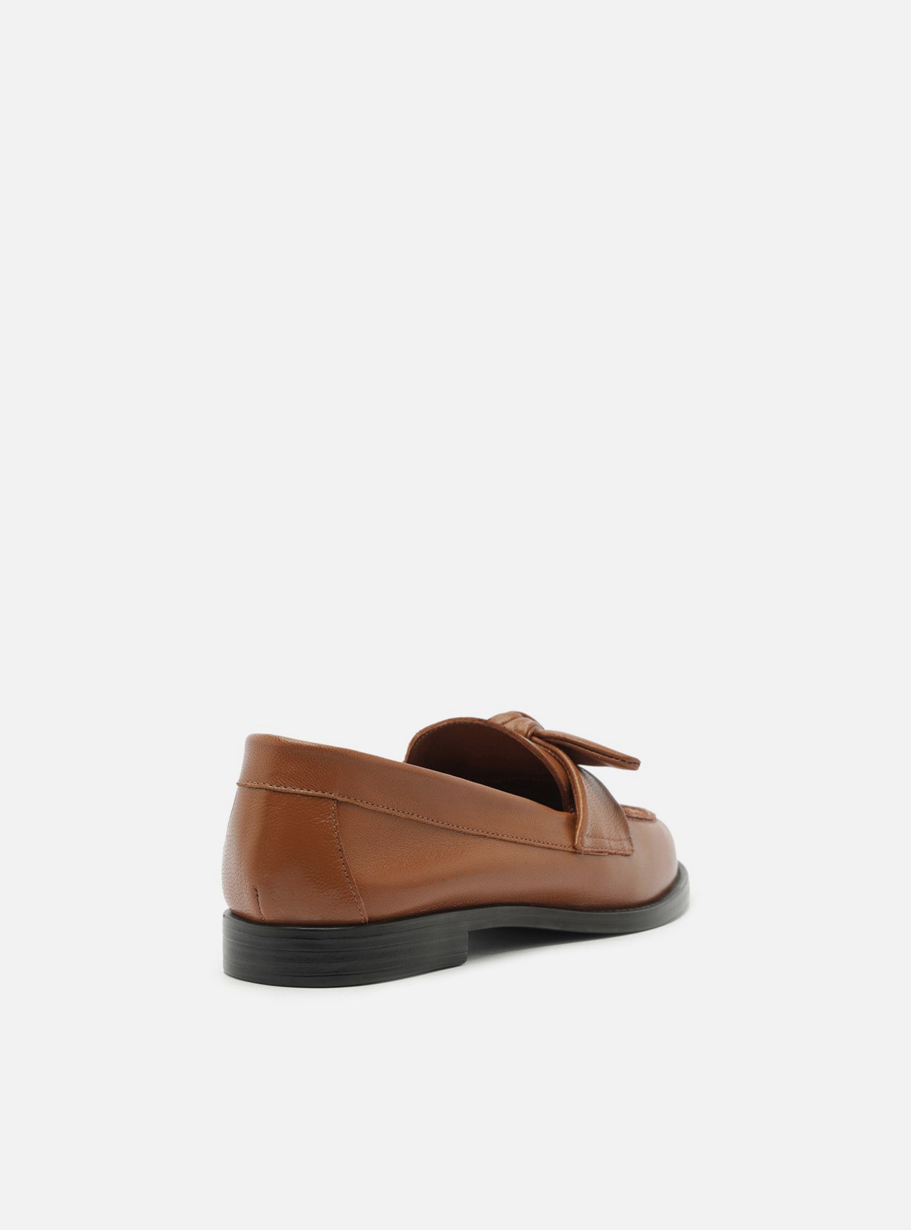 Cassidy Leather Loafer Loafers ESSENTIAL