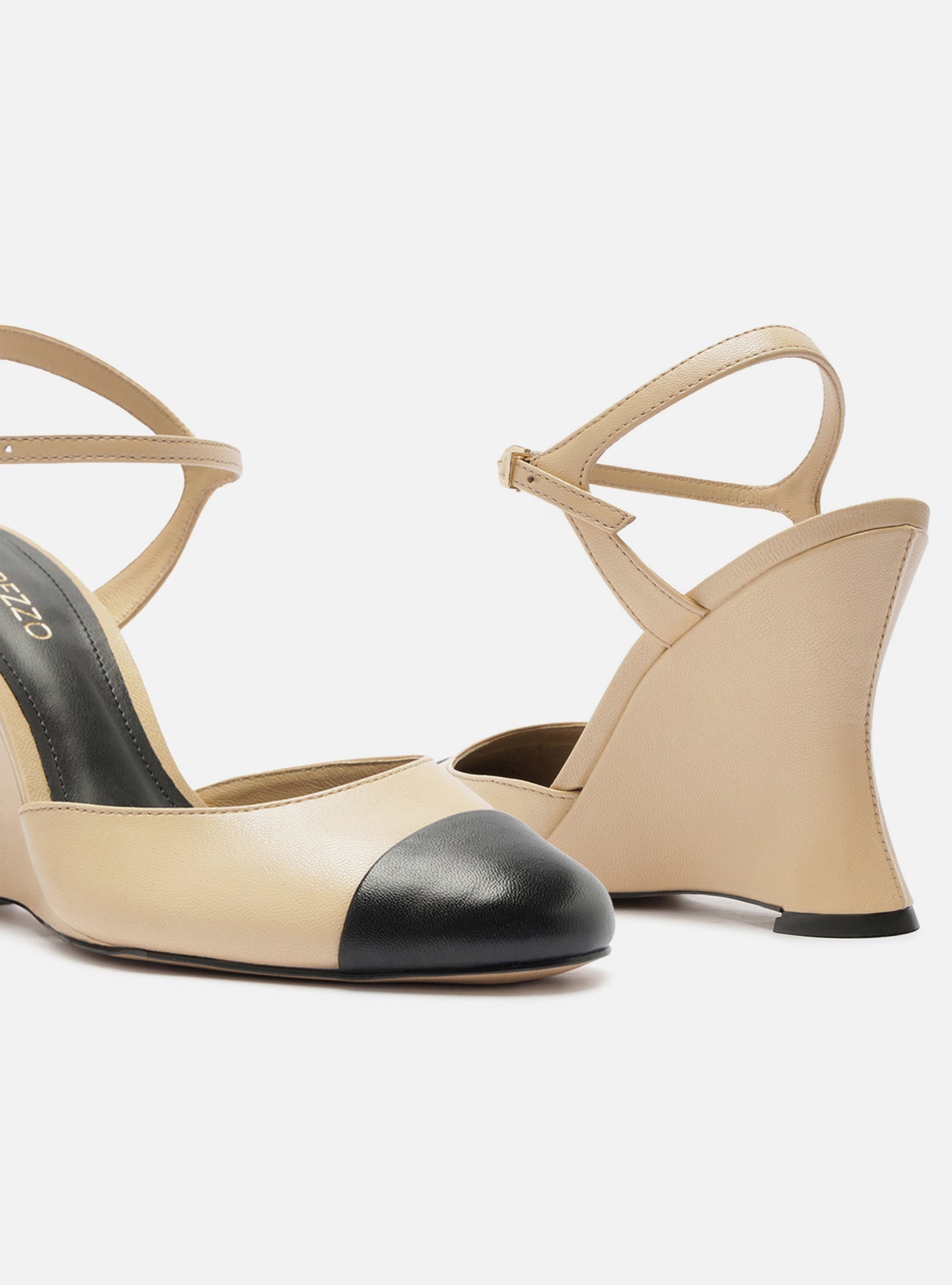 Jamie Wedge Pump Pump SPRING 24
