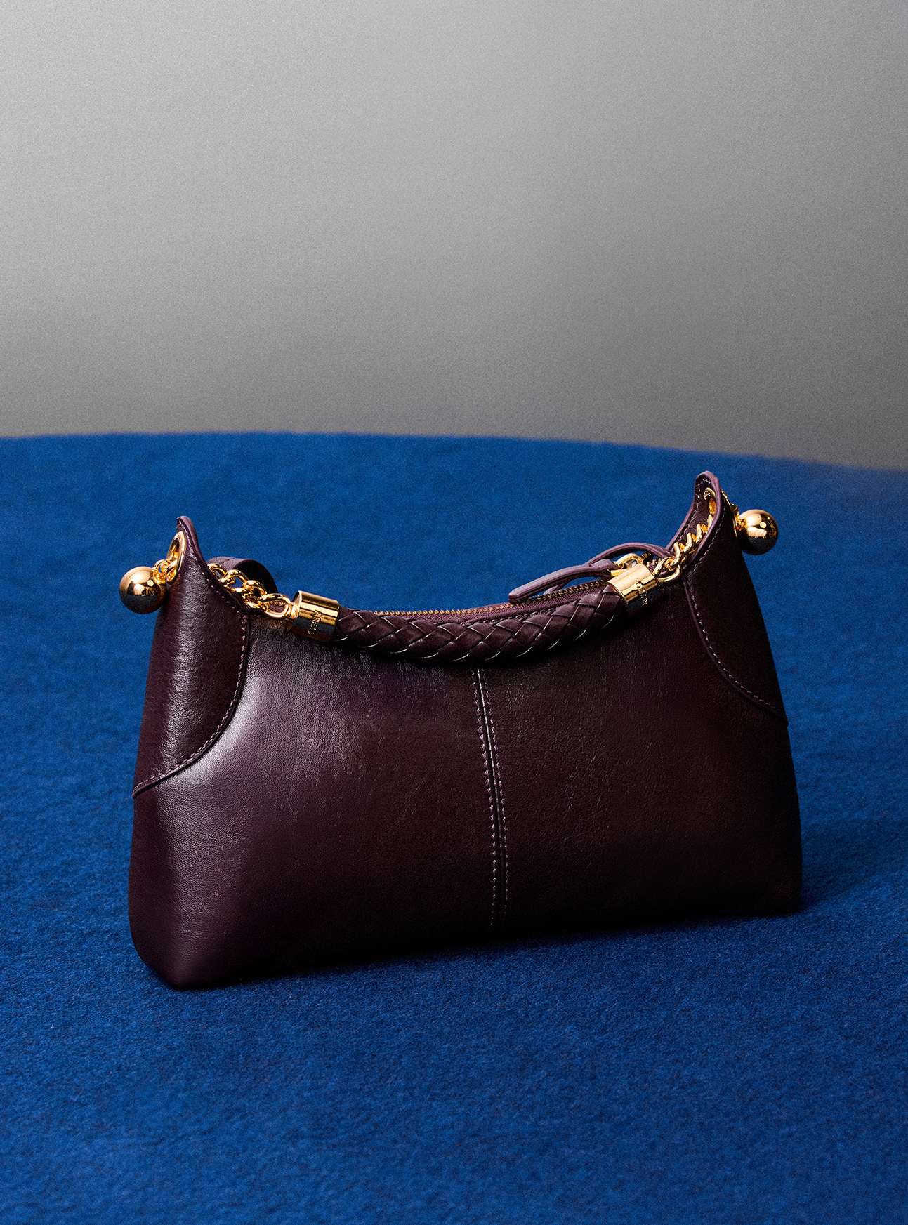 Sloane Small Leather Crossbody Handbag F/25