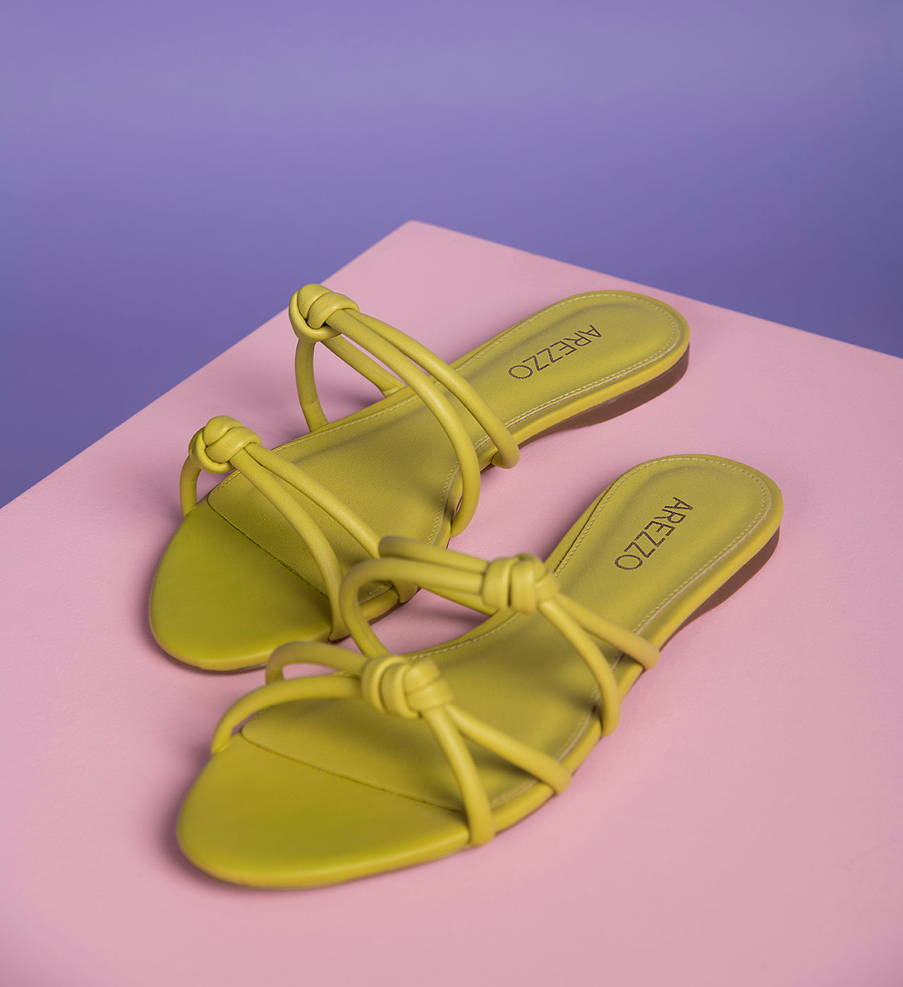 Carolyn Flat Sandal