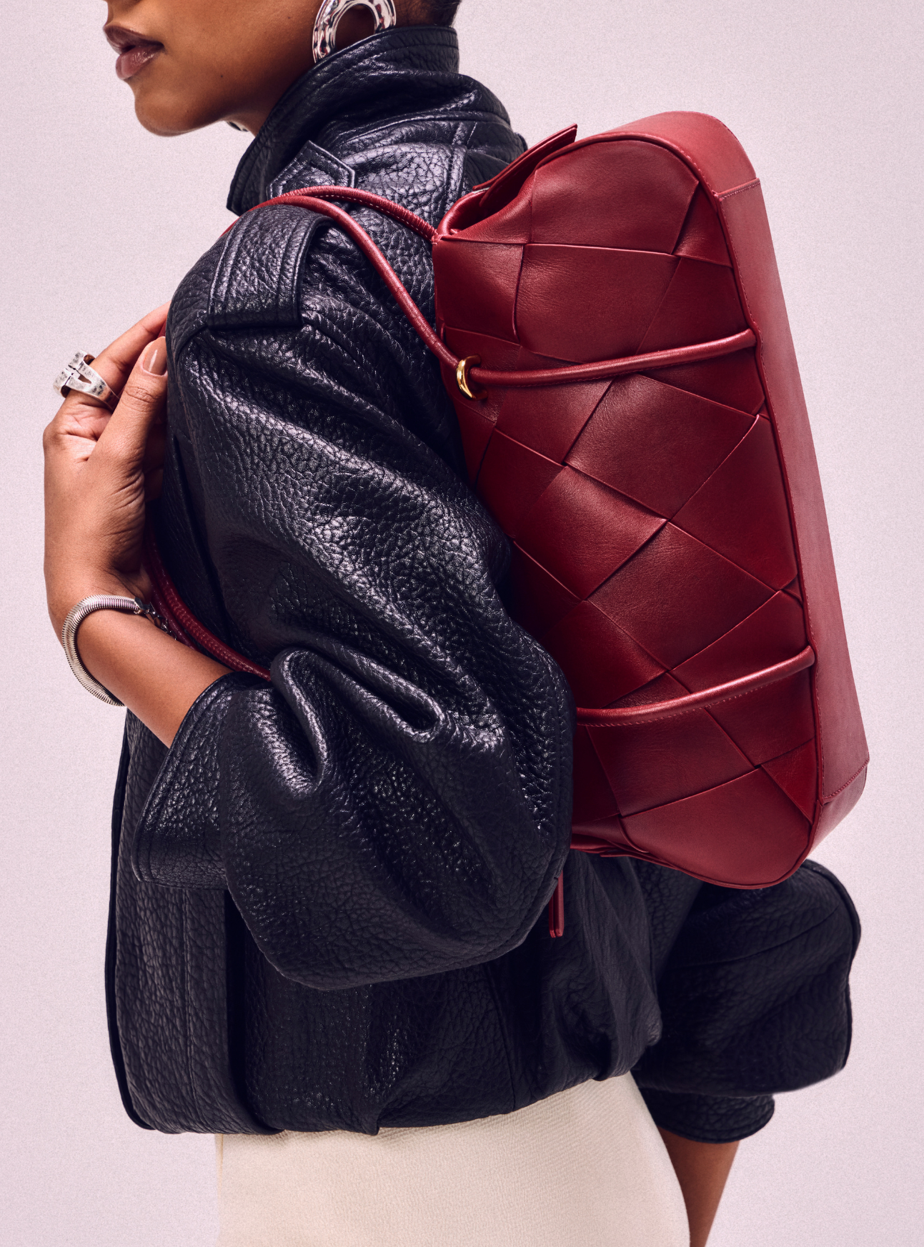 Sarah Medium Leather Shoulder Bag Handbags Pre Fall 26