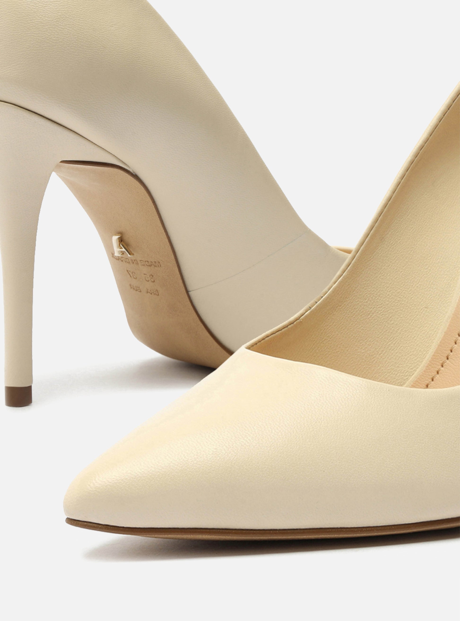Gabriella High Stiletto Pump | Off White Leather Pump RESORT 23