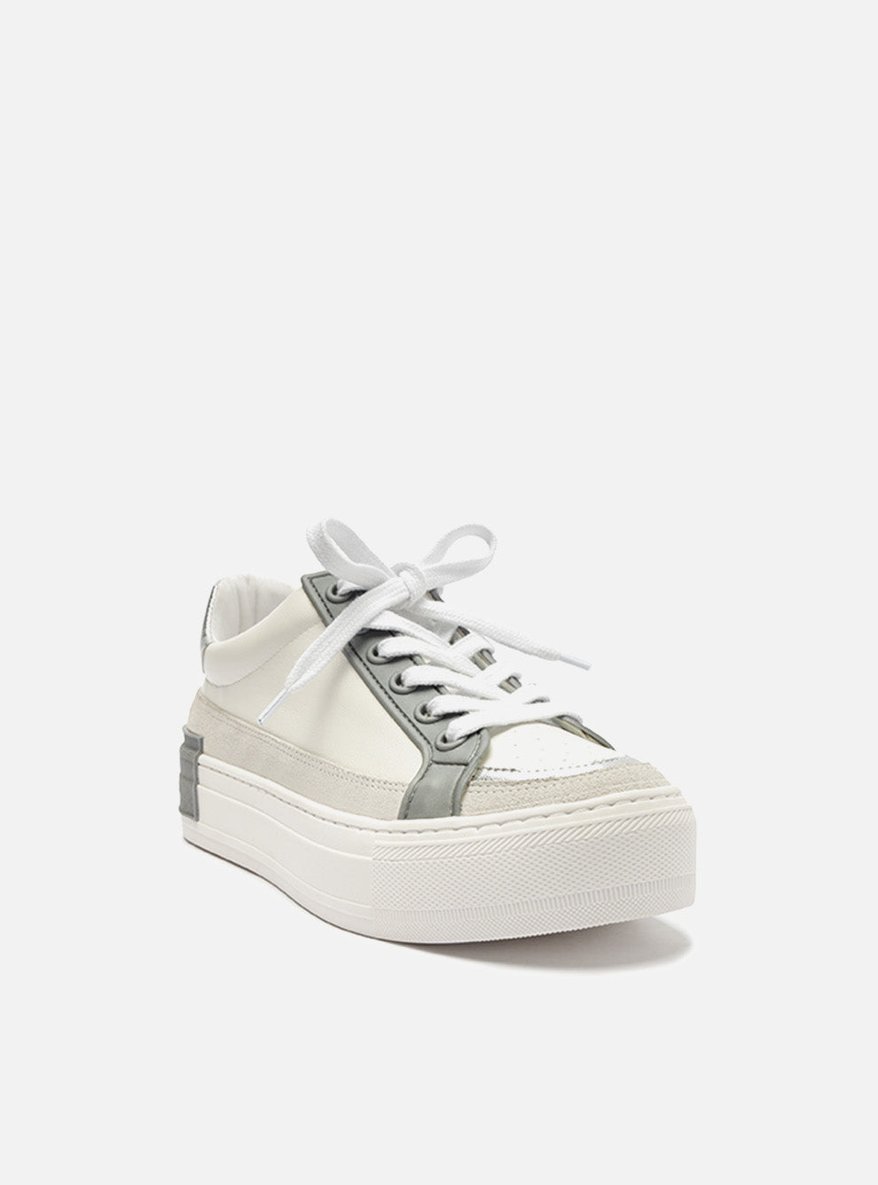 Stevie Sneaker