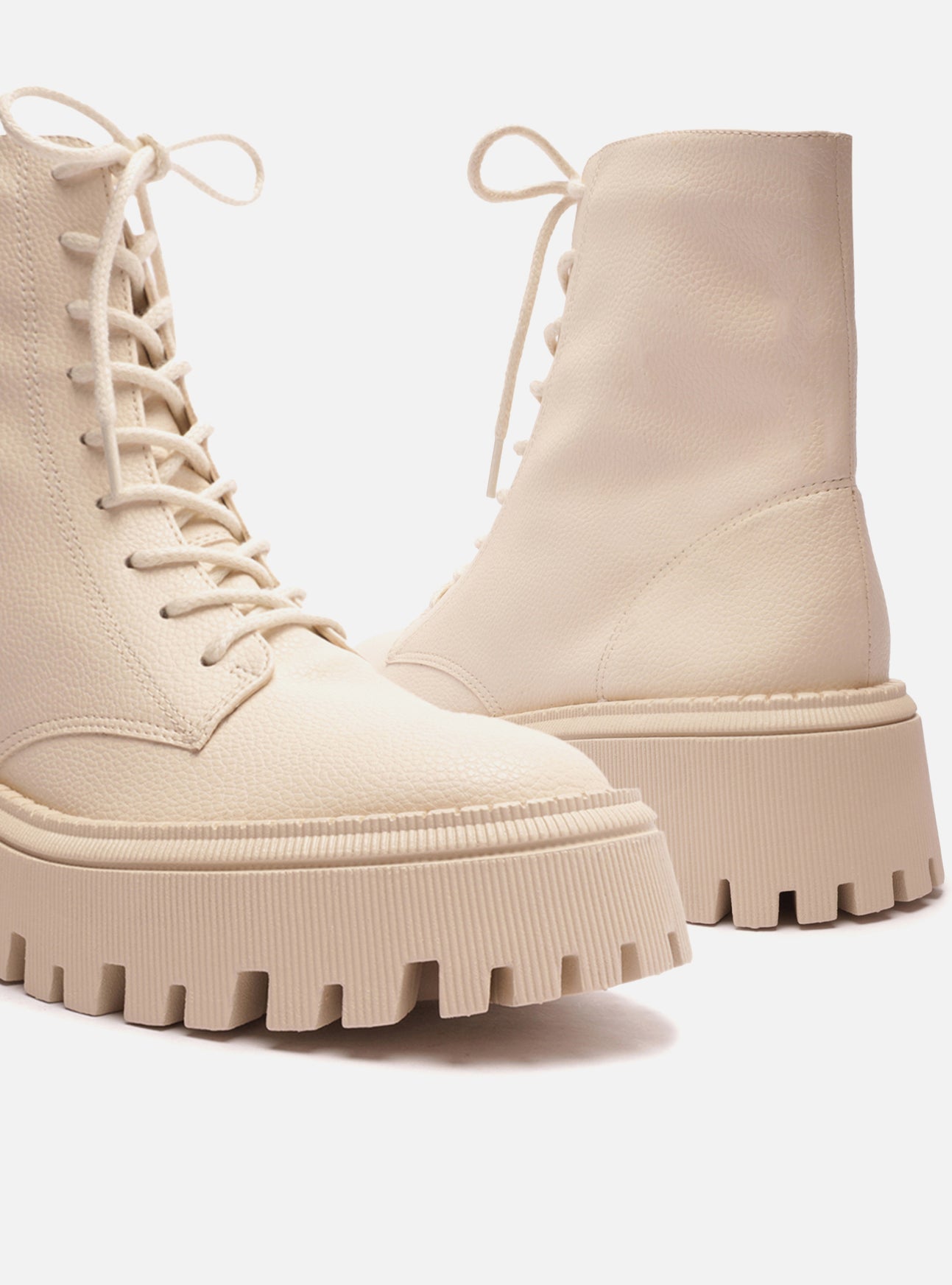 Maya Mid Tractor Boot