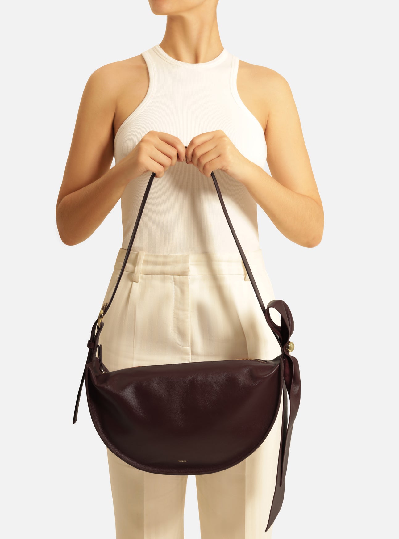 Fleur Large Leather Crossbody Handbag F/25