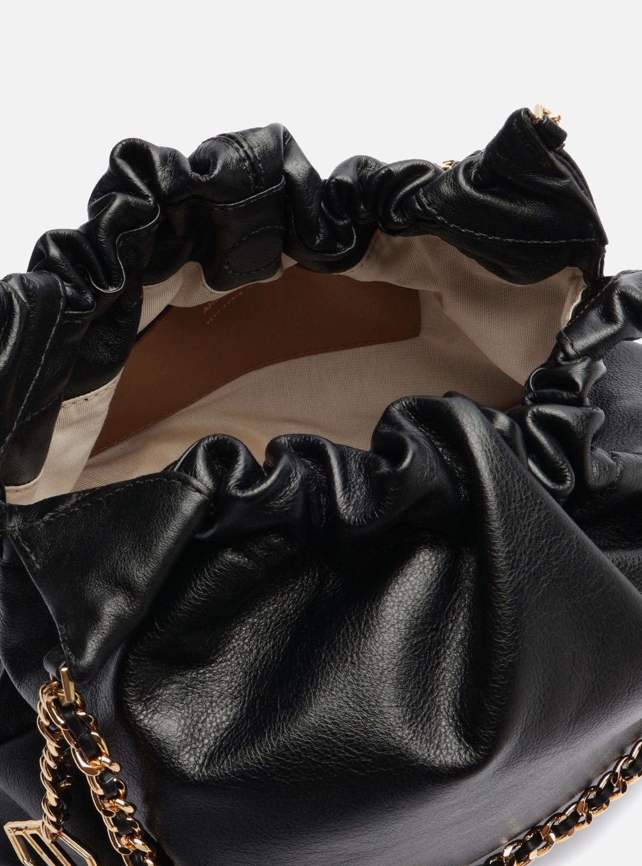 Elizabeth Medium Bucket Leather Handbag Handbags R/26