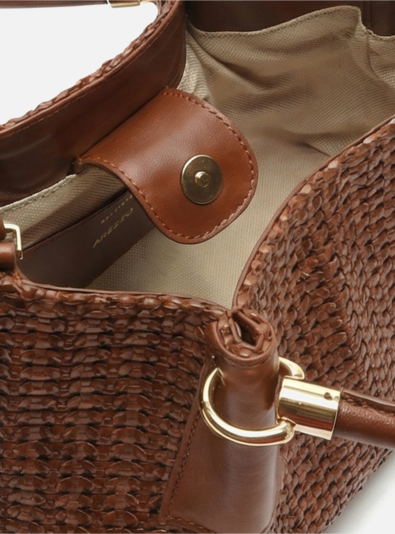 Eva Medium Leather Tote Handbags Pre Fall 26