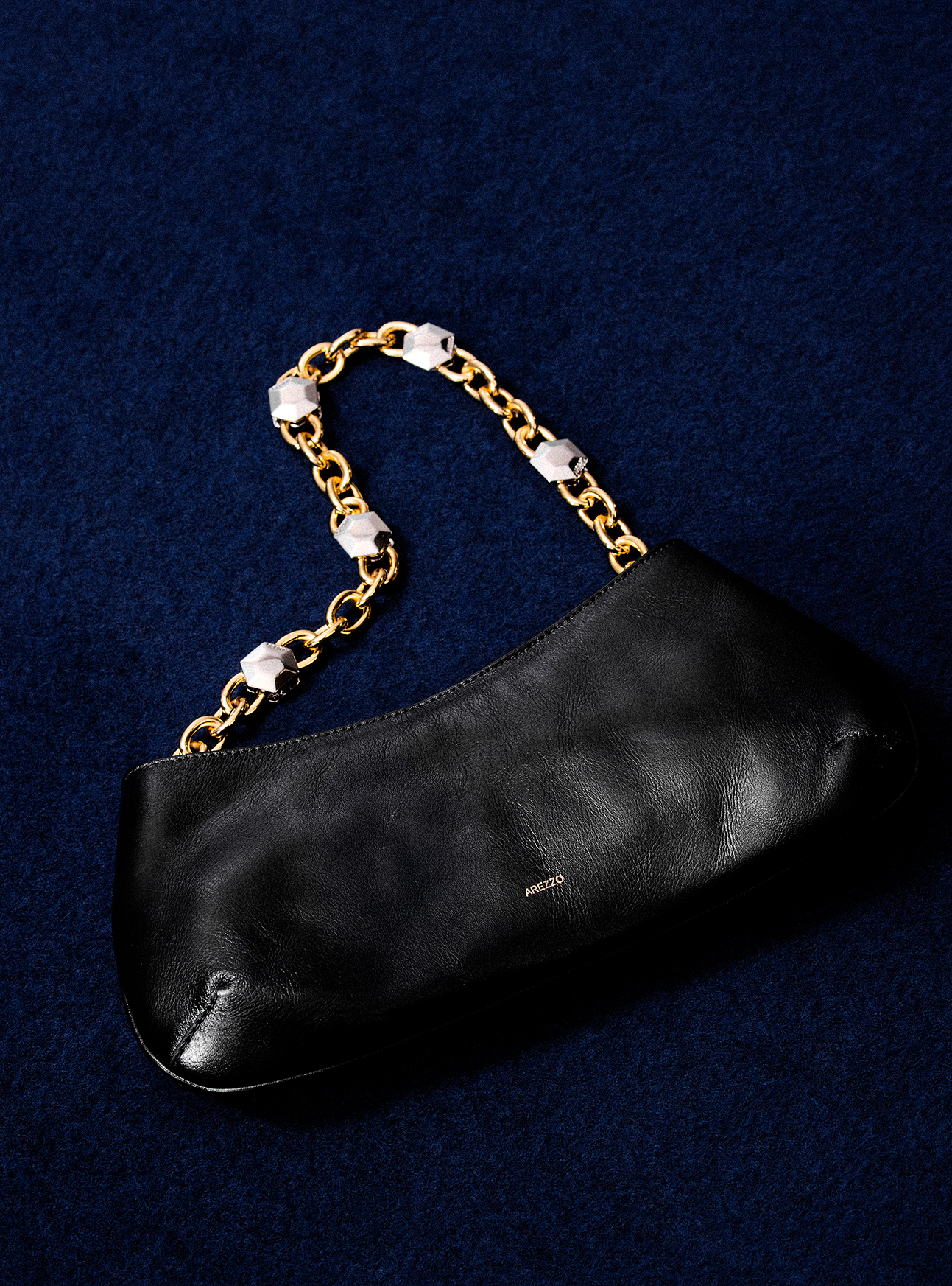 Luna Leather Small Baguette Handbag F/25